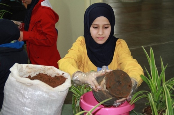 60 نبتة منقية للجو في مؤسسة الإمام الهادي (ع) للإعاقة السمعية والبصرية