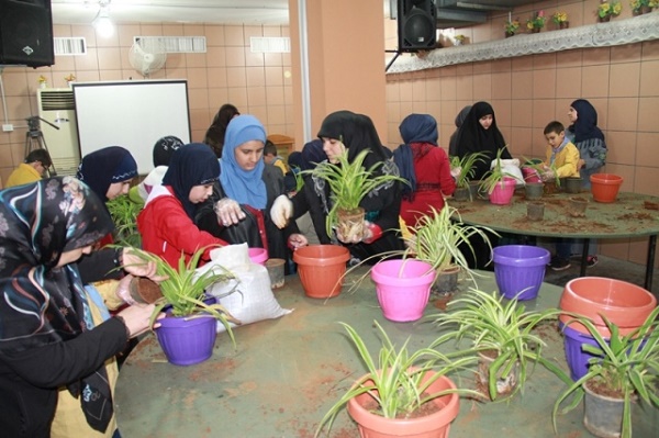 60 نبتة منقية للجو في مؤسسة الإمام الهادي (ع) للإعاقة السمعية والبصرية